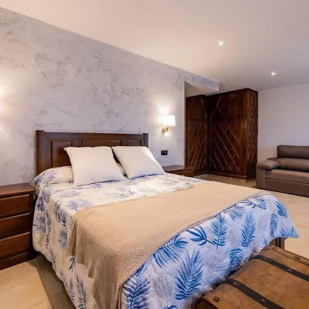 Oyambrina Villa *