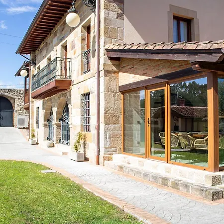 Oyambrina Villa Arguedes